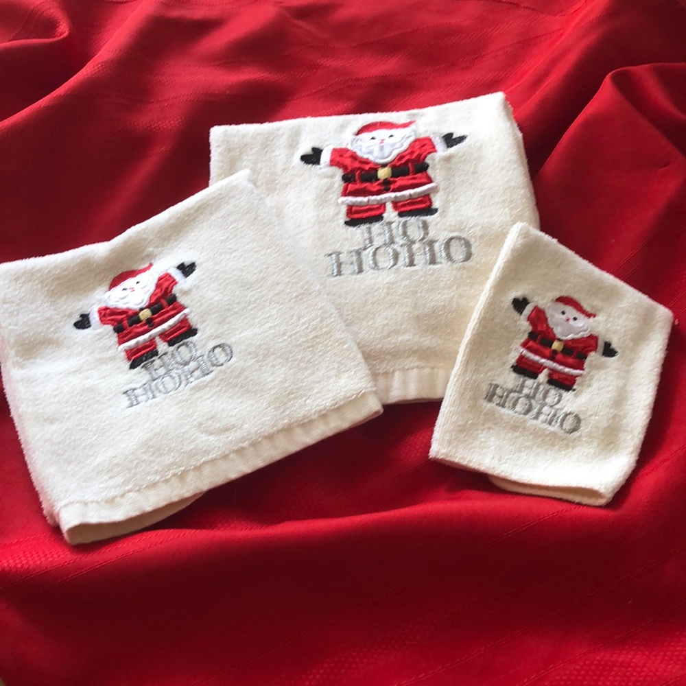 Embroidered Bath Set Vintage Christmas Towels